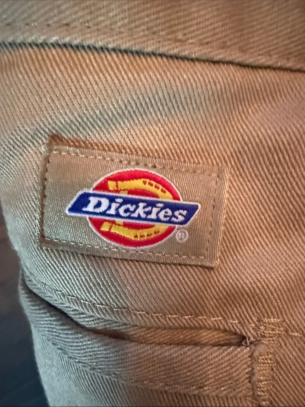 NWOT Dickies Men's Pleated Chino Pants in Light Khaki 38x30